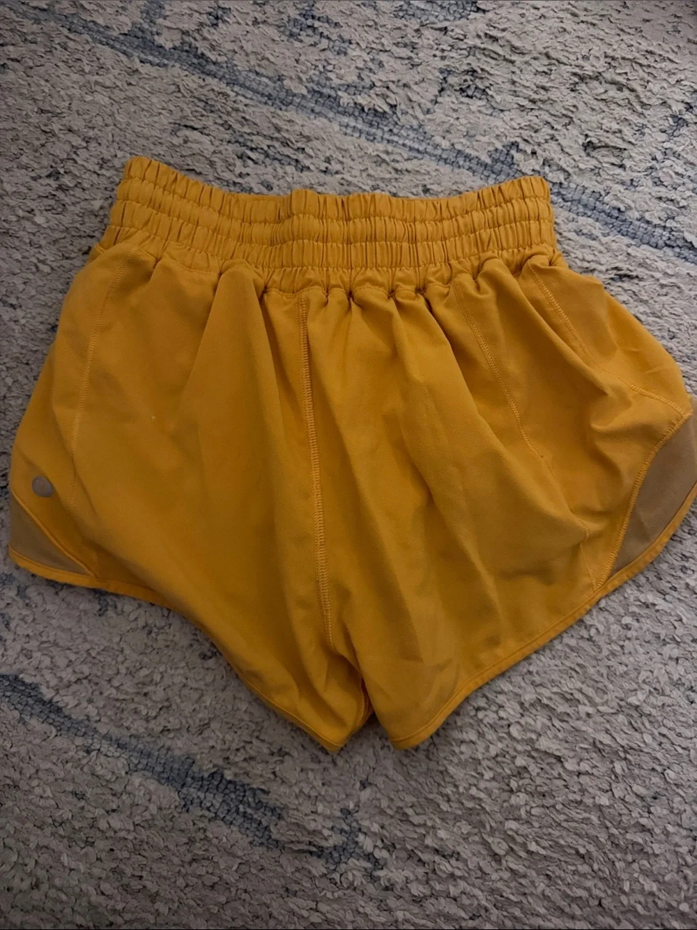 Lululemon hotty hot shorts - Picture 2 of 3